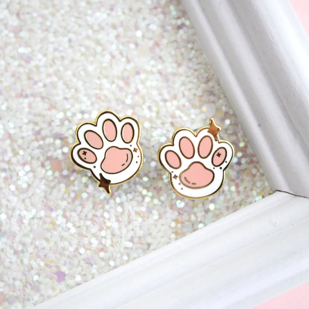 Toe Beans Enamel Pin