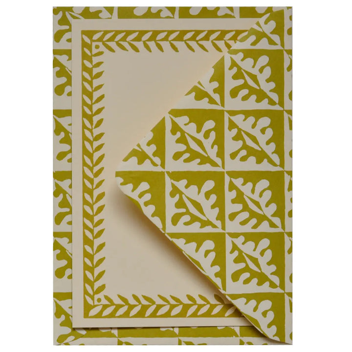 Set of Notecards and Envelopes Oak Leaves Sap Green