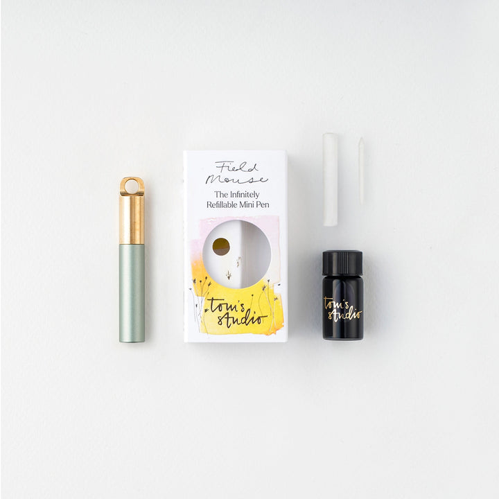 The Field Mouse – Refillable Travel Pen