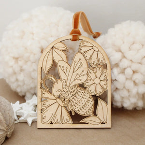 Bee Wooden Arch Ornament