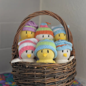 Knitted Chicks in Pastel Hats