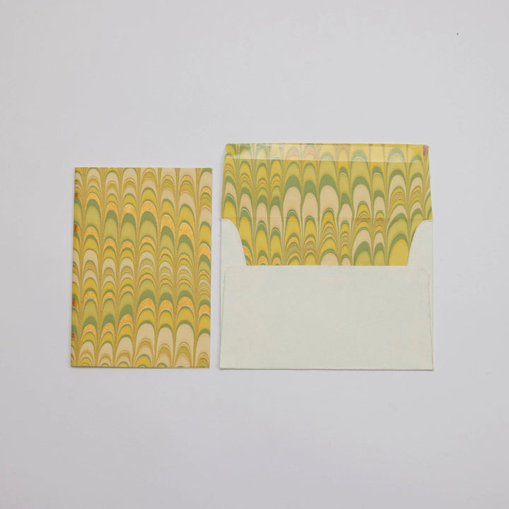 Hand Marbled Greeting Card - Scallops Daffodil