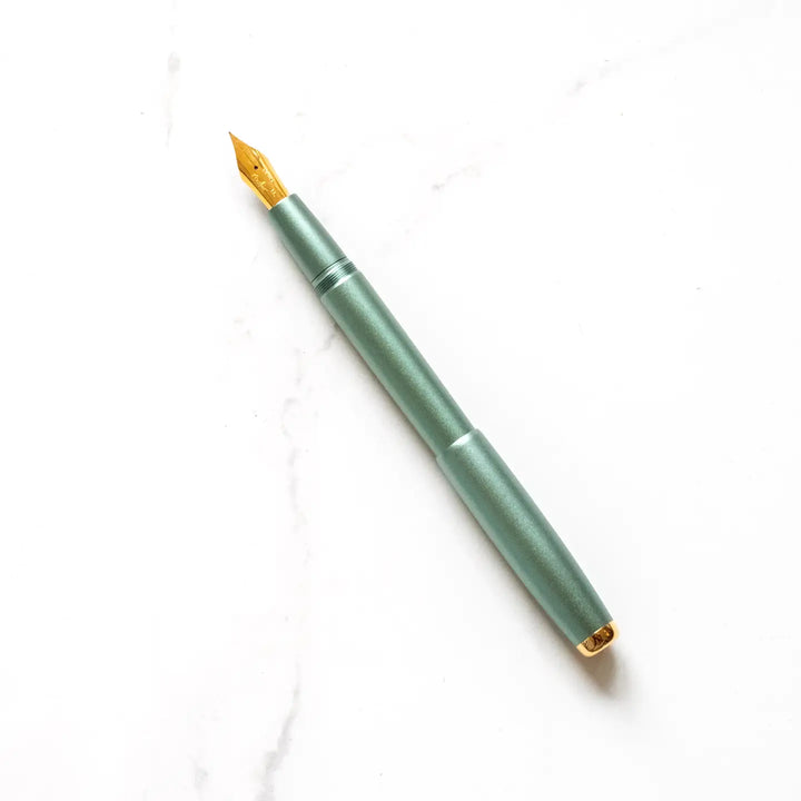 Tom's Studio - The Studio Fountain Pen