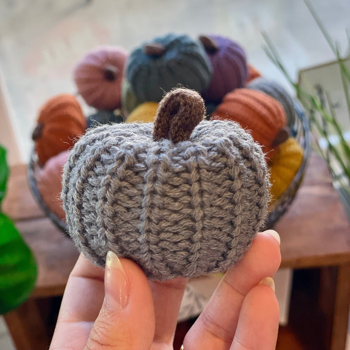Knit Pumpkins (multiple colors)