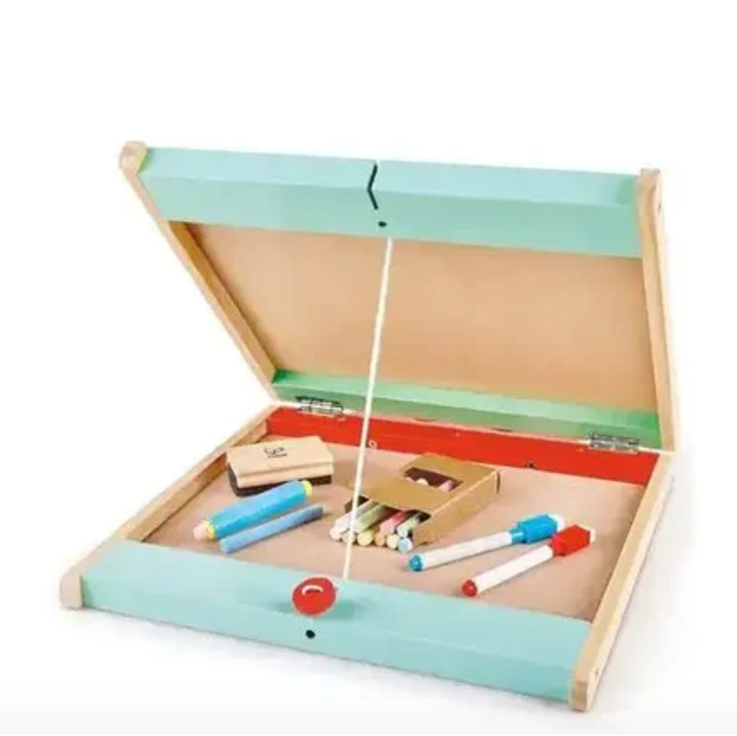 Store & Go Easel
