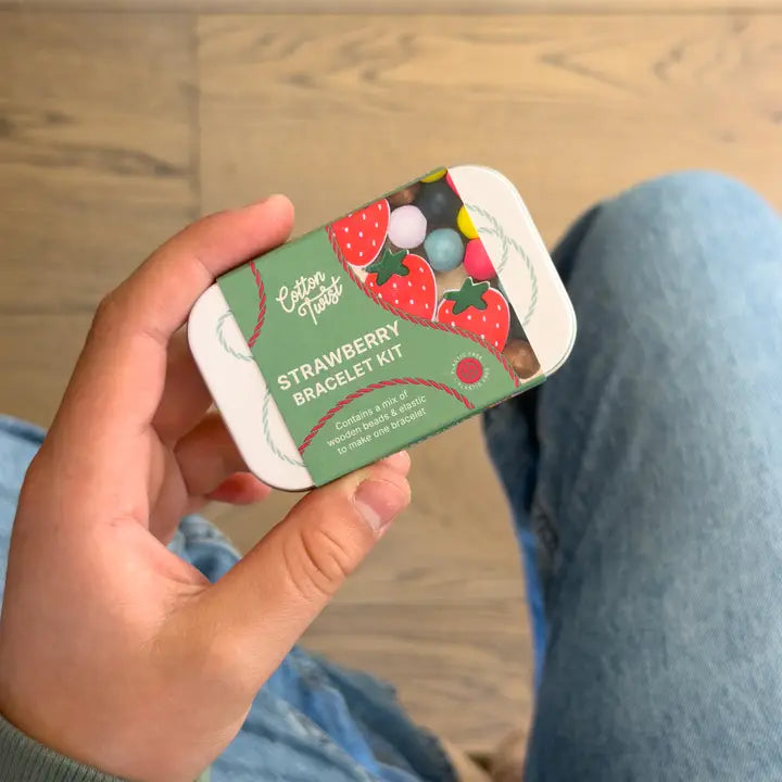 Strawberry Bracelet Gift Kit