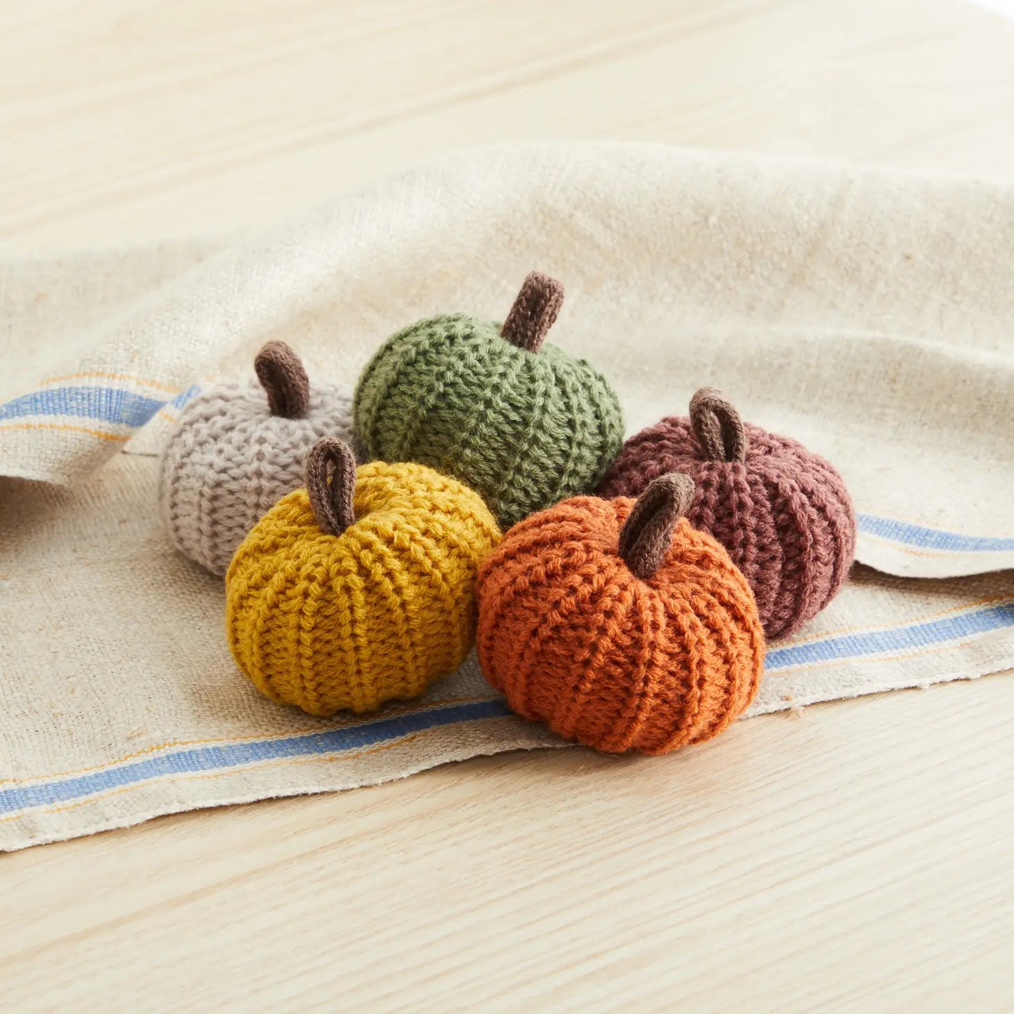 Knit Pumpkins (multiple colors)