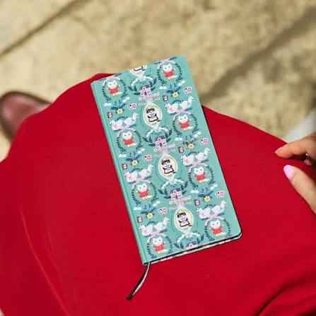 Hobonichi Techo 2027 Weeks Yumi Kitagishi: White Cat Wallpaper