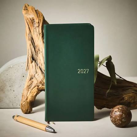 Hobonichi Techo 2027 Weeks Leather: Forest Green