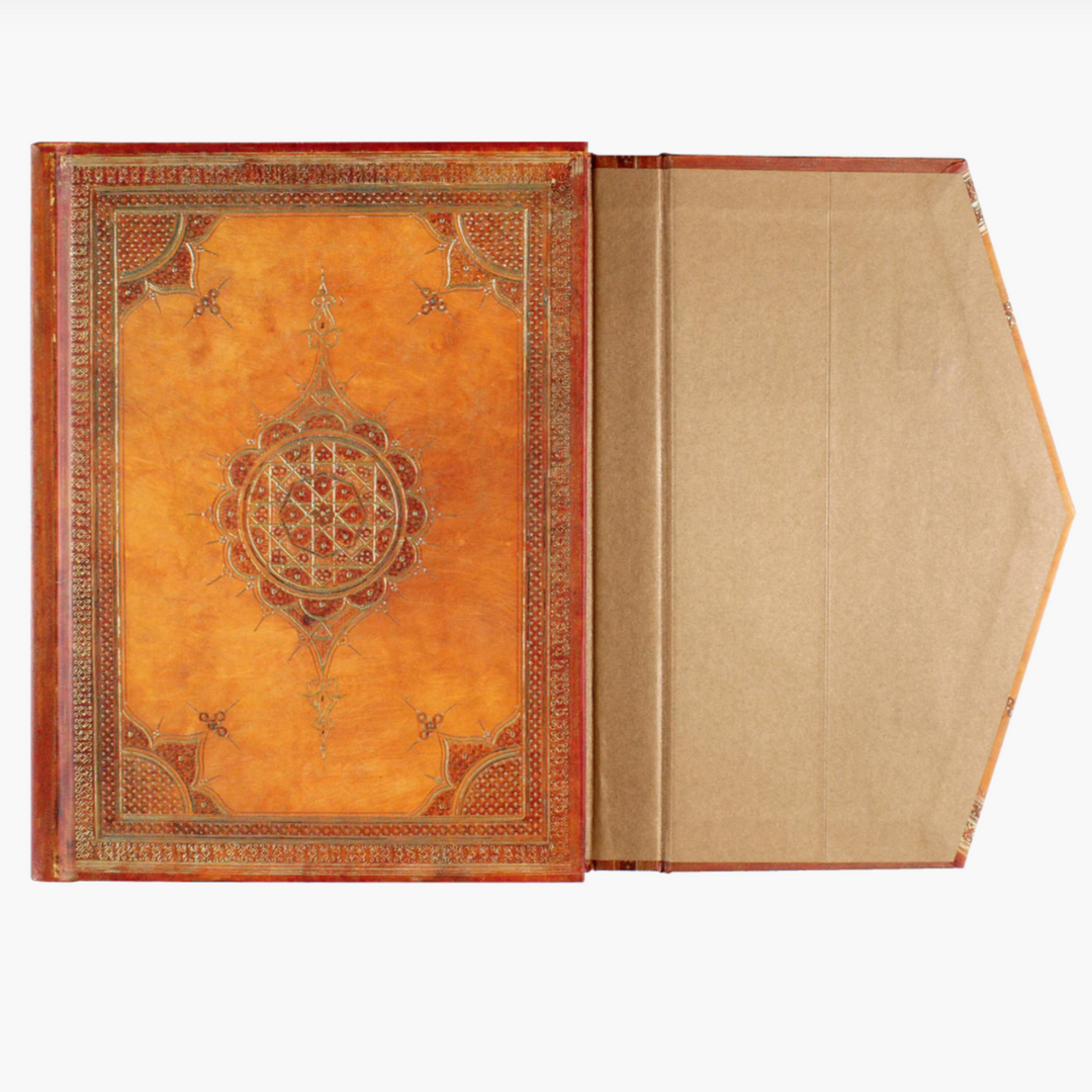 Arabesque Journal - Magnetic Closure